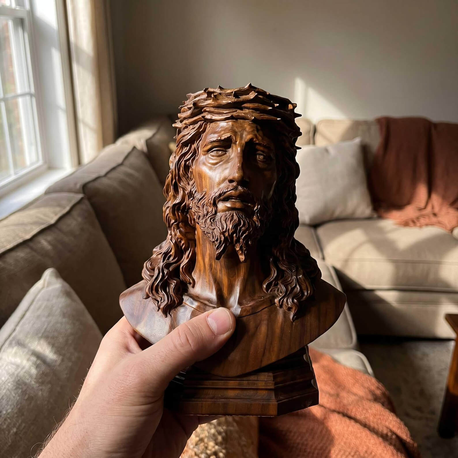 Bust of Jesus Christ Crowned with Thorns in Wood-Viarello