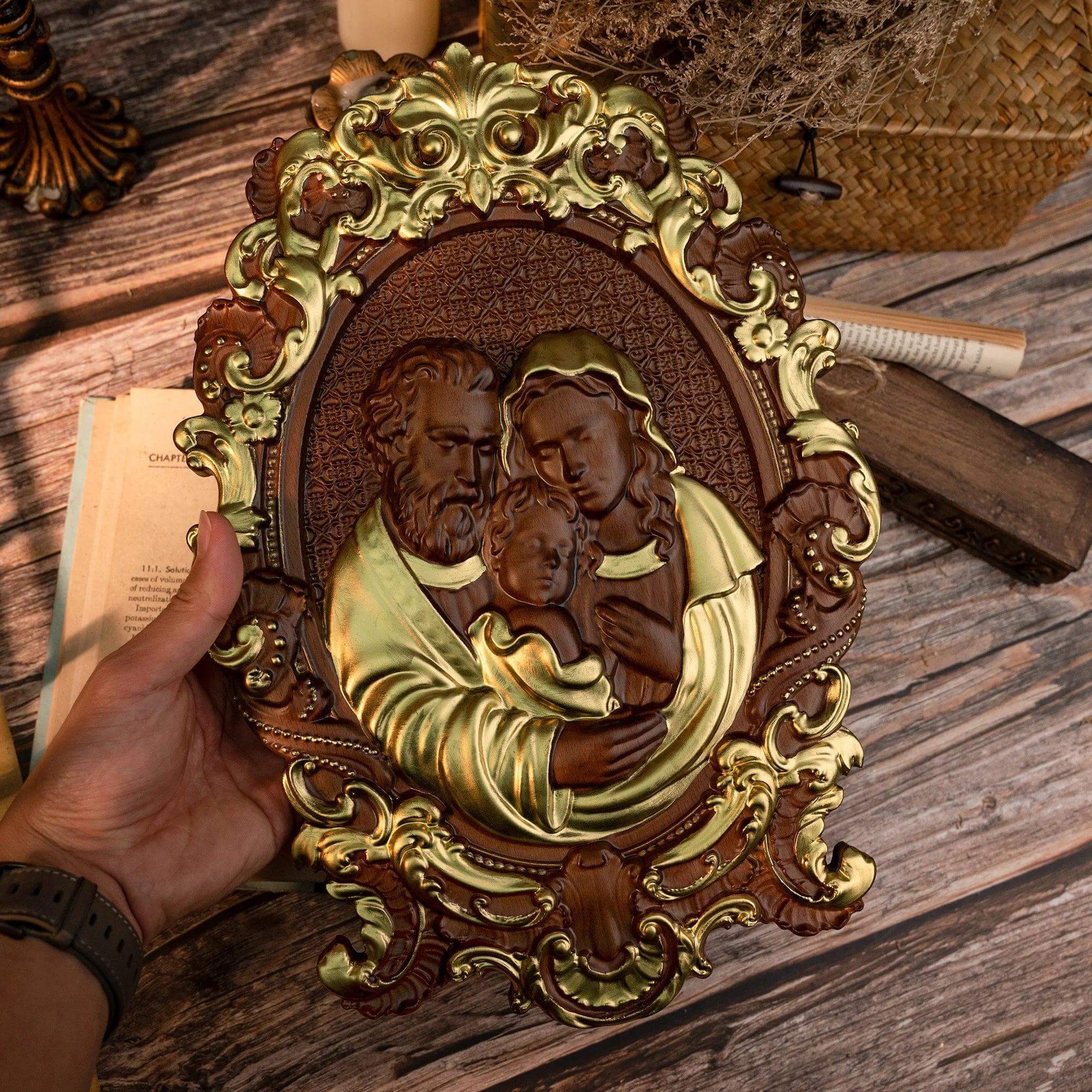 Sacred Family Sculpture in Wood — Painted-Viarello