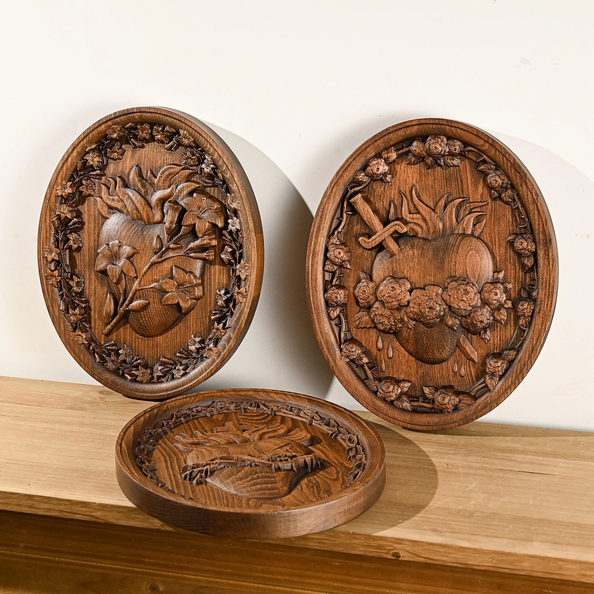 Sacred Hearts Sculptures in Wood-Viarello