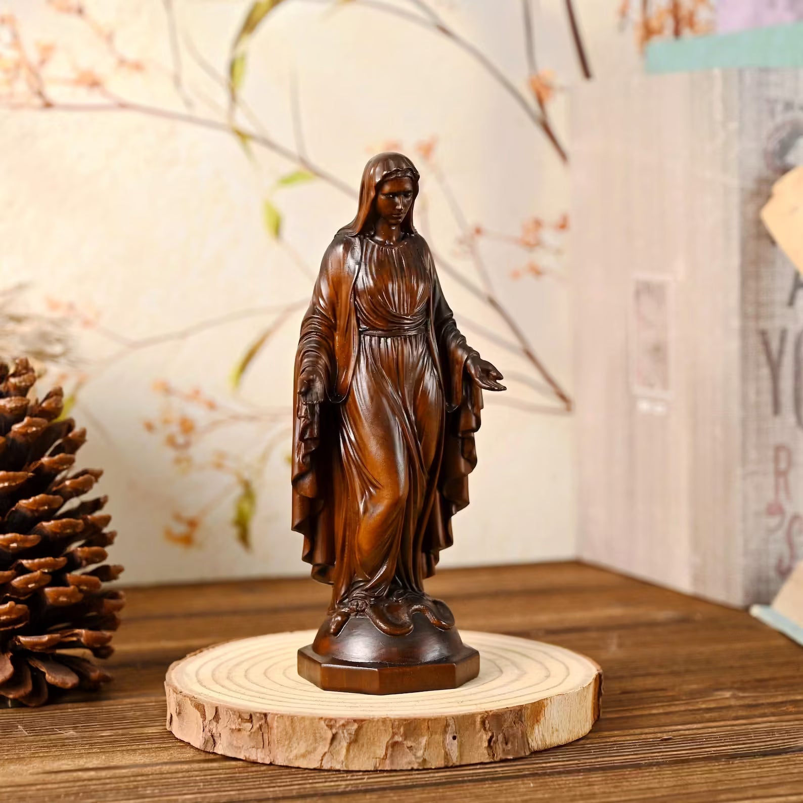 Image of the Virgin Mary in Wood-Viarello