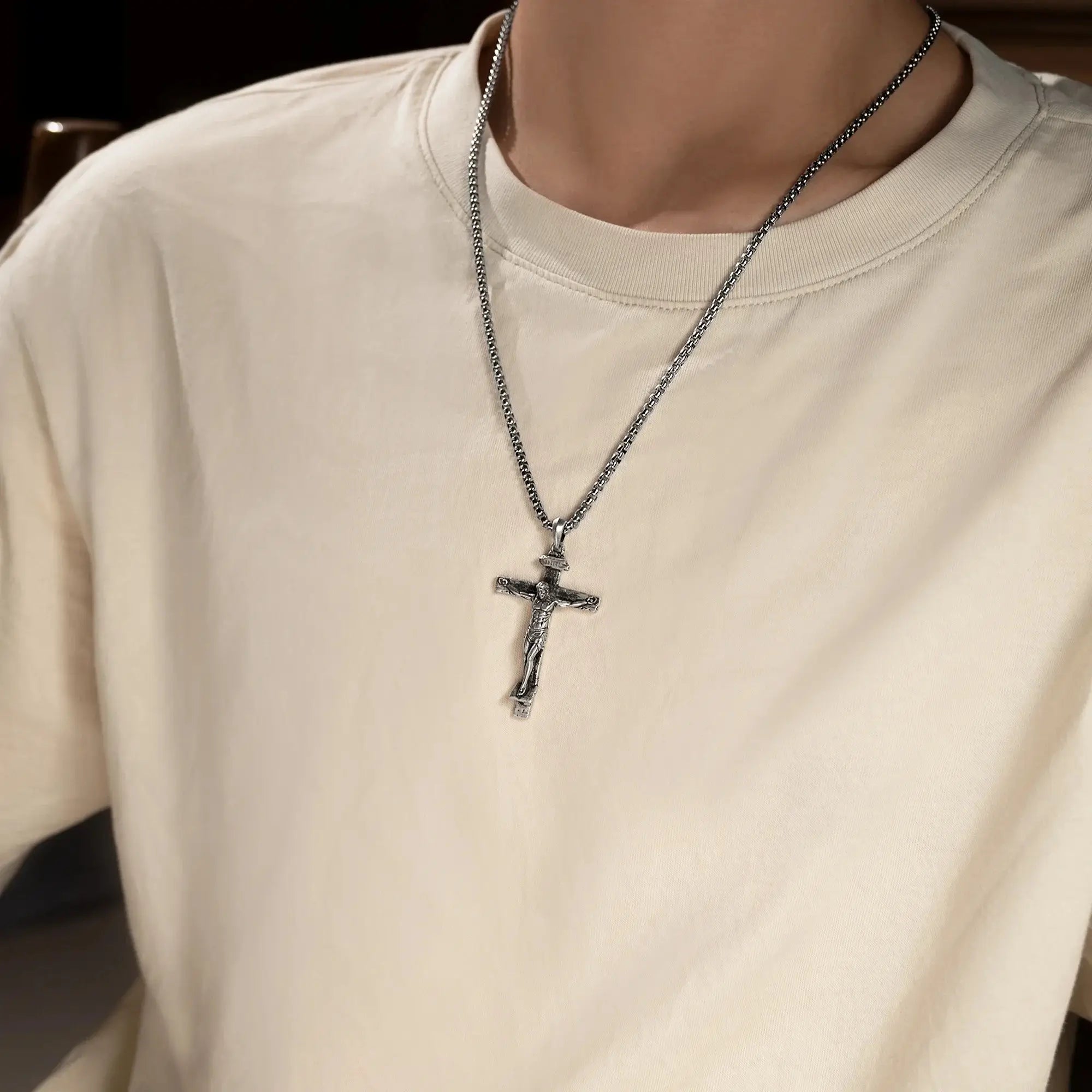 Jesus Christ Crucifix Necklace - The Crucifixion-Viarello