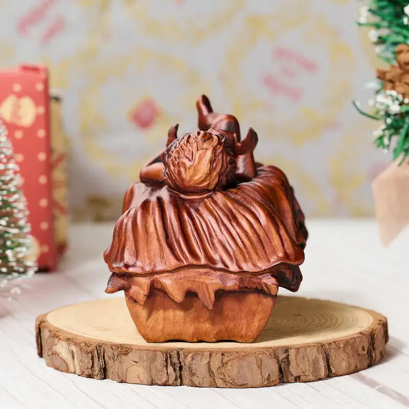 Wooden Sculpture of the Baby Jesus - The Light of the Newborn-Viarello